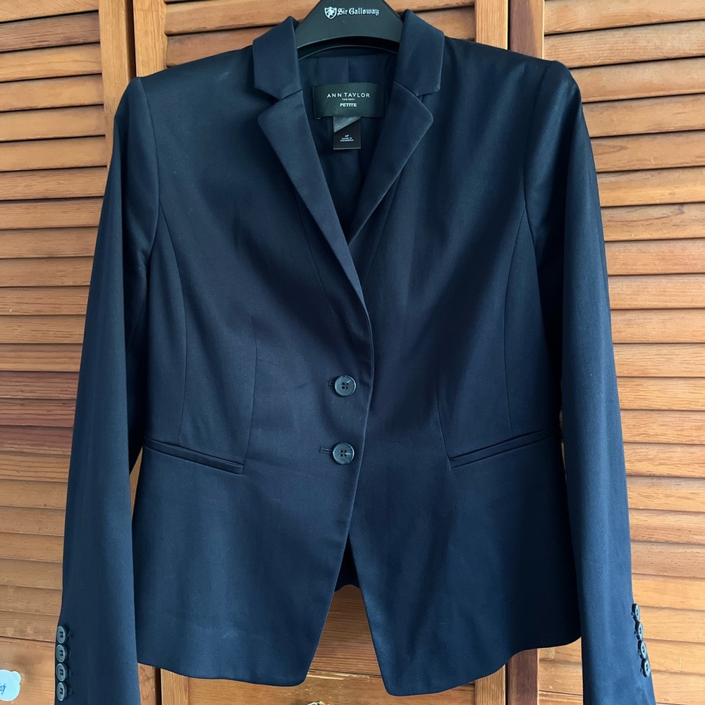 Ann Taylor Blazer Midnight Blue size 4P